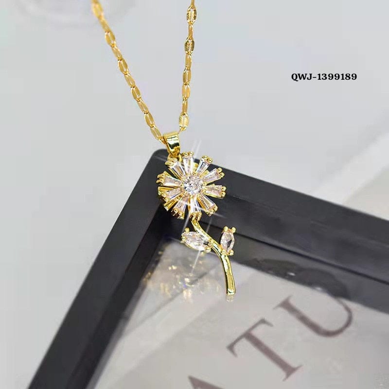 Flower Rotation Pendant Necklace – Golden